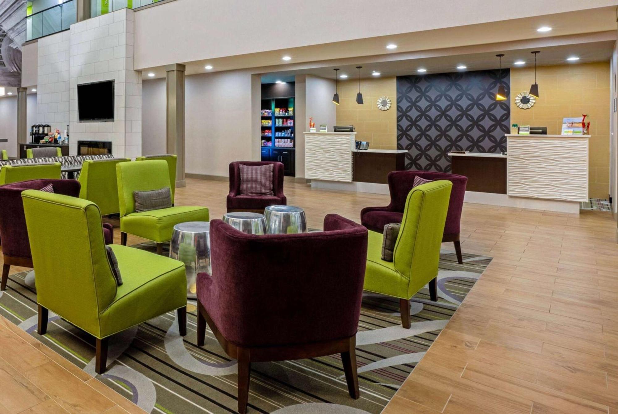 La Quinta By Wyndham Tumwater - Olympia Hotell Exteriör bild